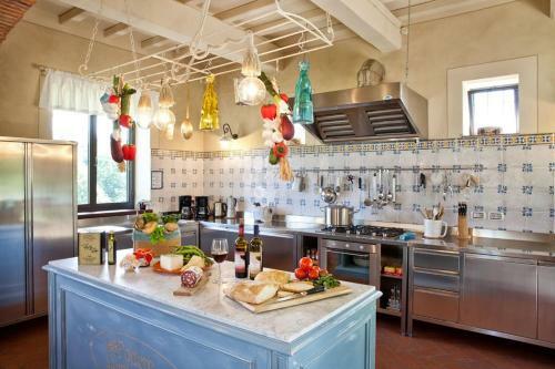 Ponte A Poppi Villa Sleeps 17 Pool Wifi