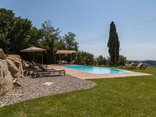 Radicofani Villa Sleeps 11 Pool Wifi