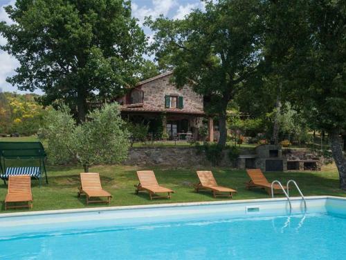 Radicofani Villa Sleeps 12 Pool Wifi