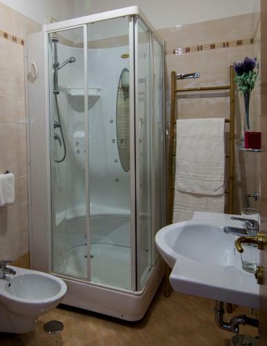 Hostal B&B Rosmini