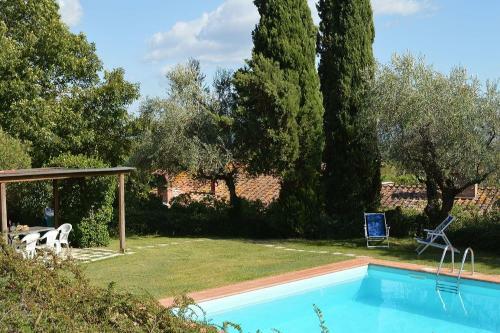 San Ginese Villa Sleeps 10 Wifi