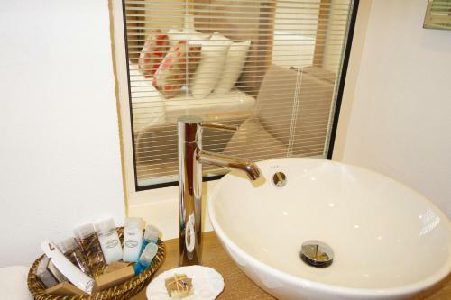 Zest Exclusive Hotel