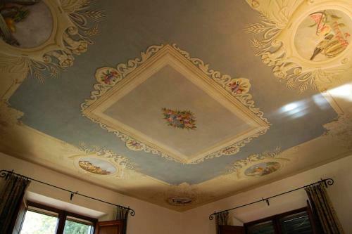 Strada Statale Flaminia Villa Sleeps 17 Pool Wifi