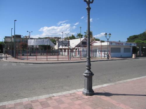 Hostal B&B Vol� Club
