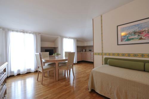 Roxy Plaza Apartment Soave