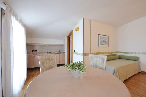 Roxy Plaza Apartment Soave