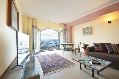 Bed & Breakfast Mar Dei Poeti - Luxury Suites