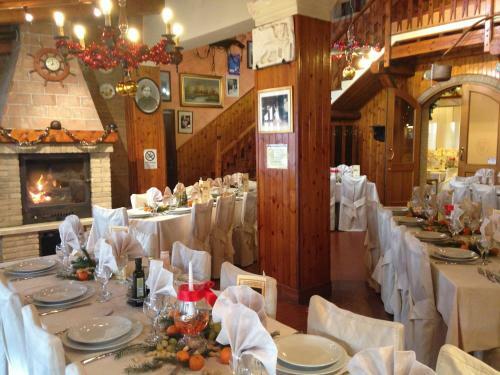 Hotel Pizzeria Ristorante "al Leone"