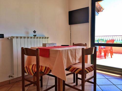 Apartment In Manerba Del Garda 22043