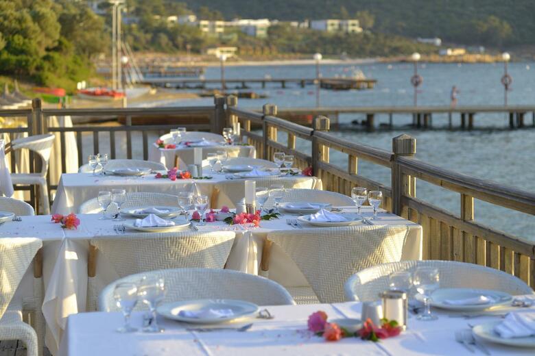 Hotel Doubletree By Hilton Bodrum Isil Club Resort