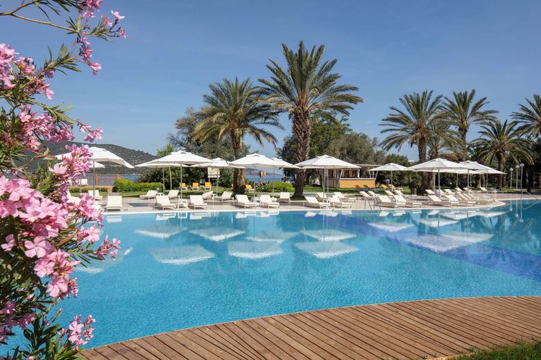 Hotel Doubletree By Hilton Bodrum Isil Club Resort