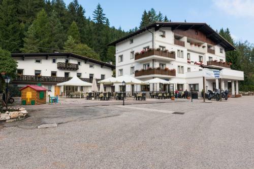 Hotel Paradiso
