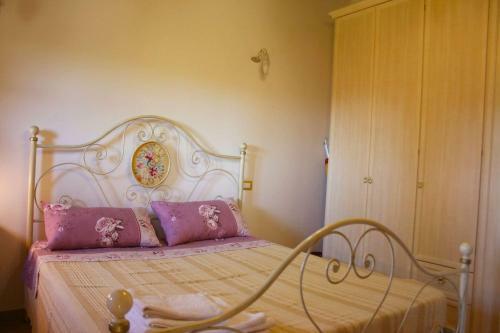 Cervognano Montenero Villa Sleeps 3 Pool Air Con