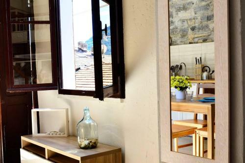 Apartamento Altido Striking House With Breathtaking Lake Views