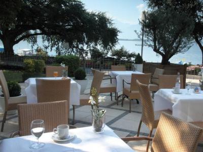Hotel H�tel Du Grand Lac Excelsior