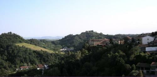 Bed & Breakfast Di Vin Roero