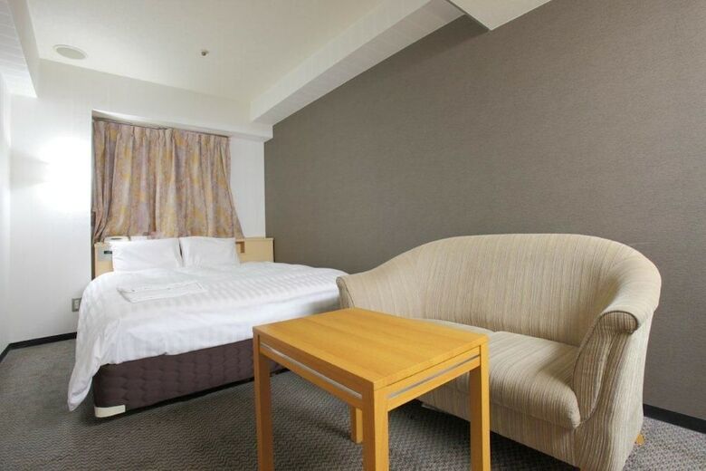 Amagasaki Central Hotel