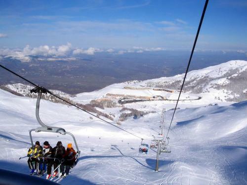 Hostal Chalet Vista Lago
