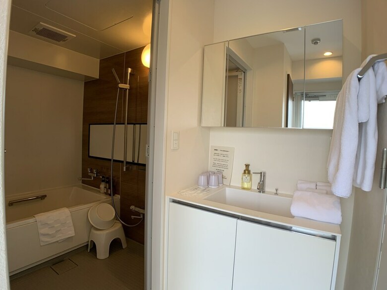 Hotel Seaside Condominium Rana Chatan