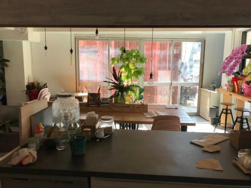 Meedafu's Yui Hostel And Coffee