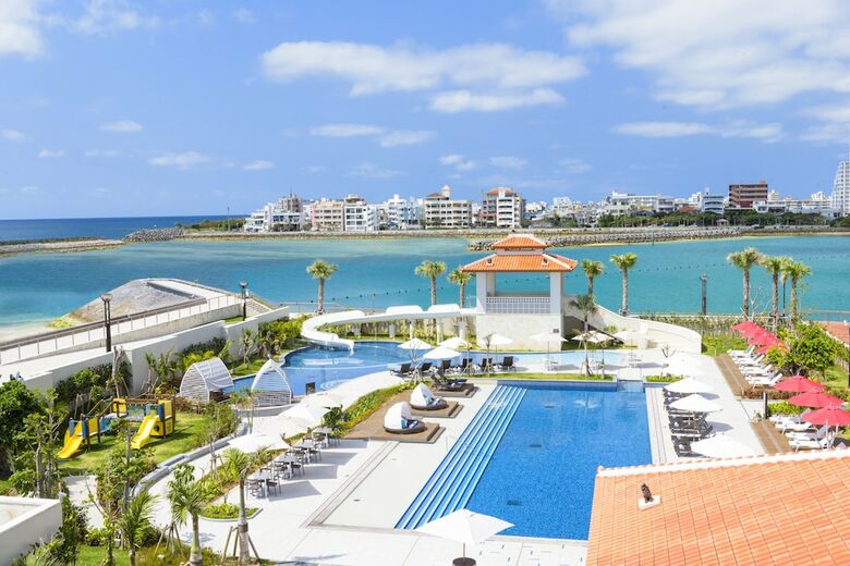 Hotel Doubletree By Hilton Okinawa Chatan Resort