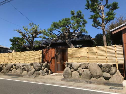 Hanare-ninoumi