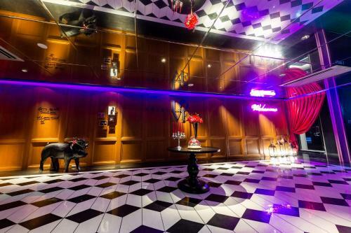 Hotel Love Modern