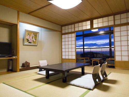 Motoyu Kosenkaku
