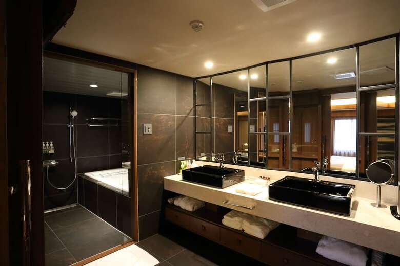 Konaya Hotel