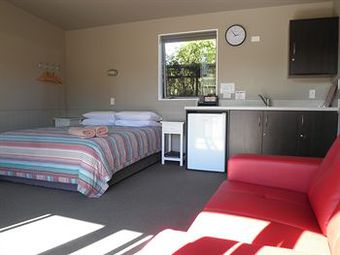 Te Anau Top 10 Holiday Park