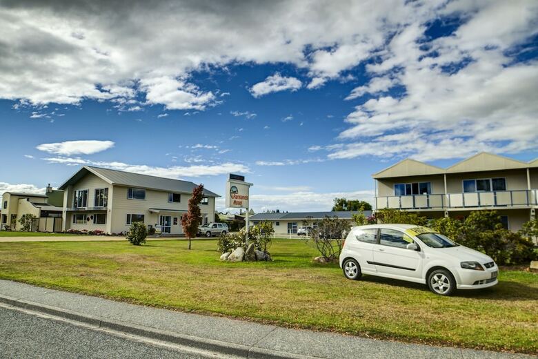 Parklands Motel