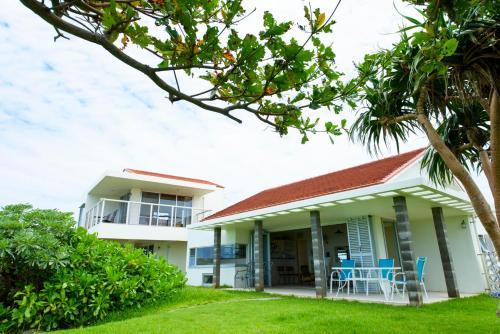 Hostal Keiki Beachhouse & Cafe