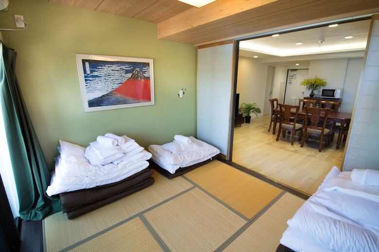 Intercity Tennoji Apartment