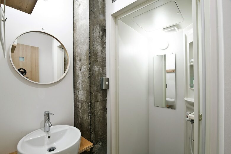 Albergue New World Inn