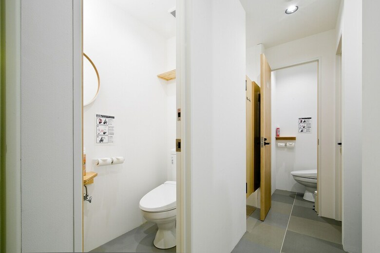 Albergue New World Inn