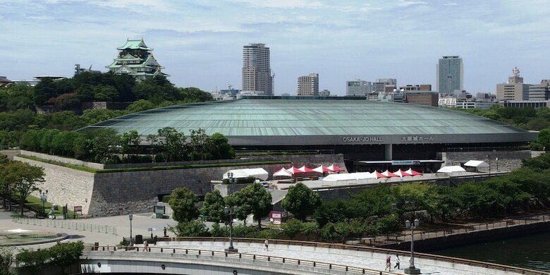 Nipponbashi Crystal Hotel