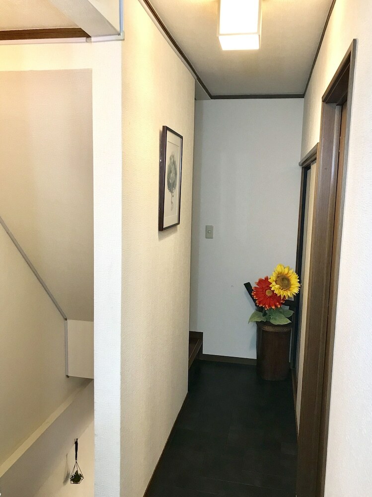 Tengachaya House