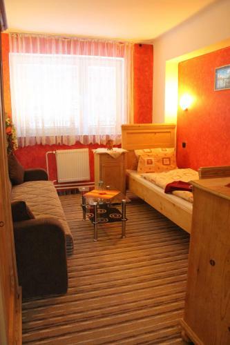 Hostal Garni Hotel Anne-mary