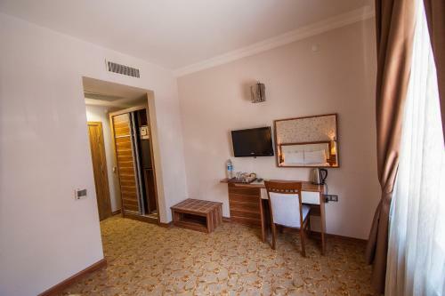 Adnan Bey Hotel