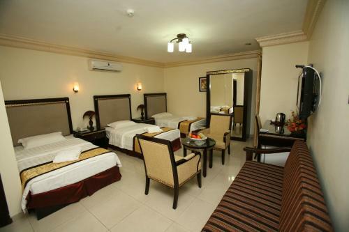 Cedar Hotel