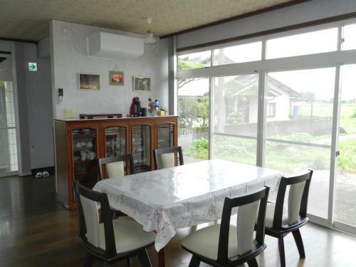 Hostal B&B Toyonoakari