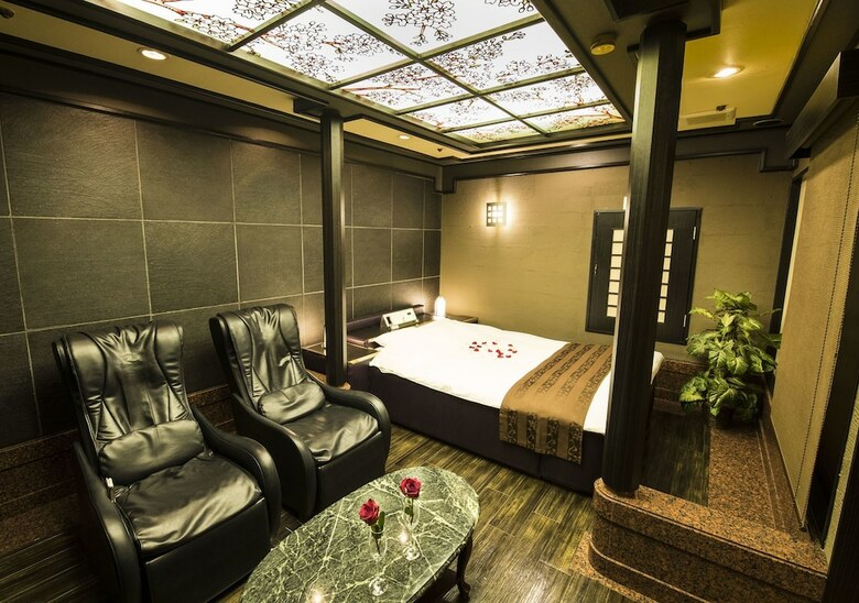 Hotel Metro (adult Only)