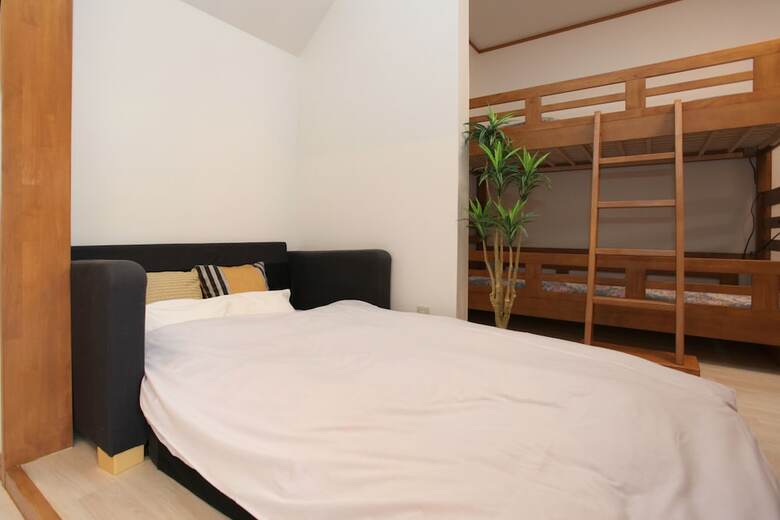 Bed & Breakfast Fujiyama Base