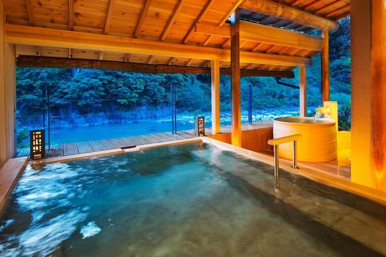 Kurobe Unazukionsen Togen