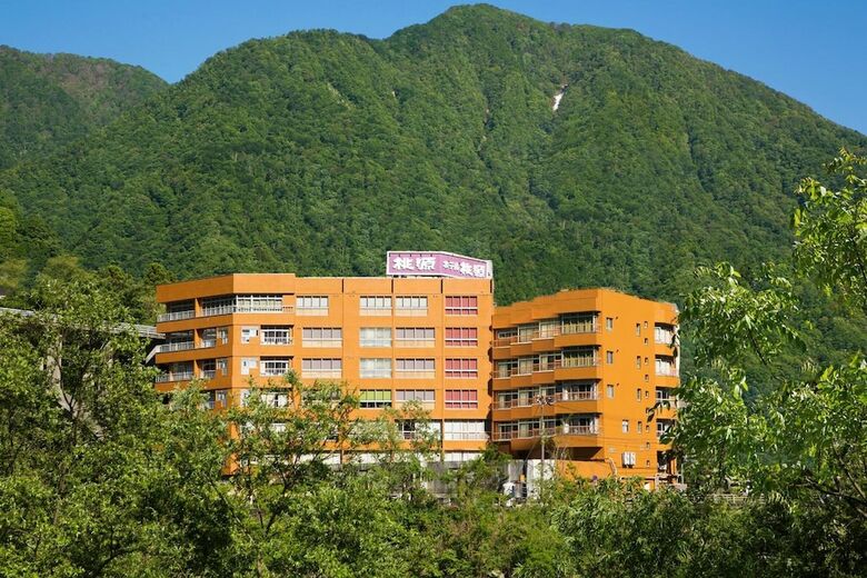 Kurobe Unazukionsen Togen