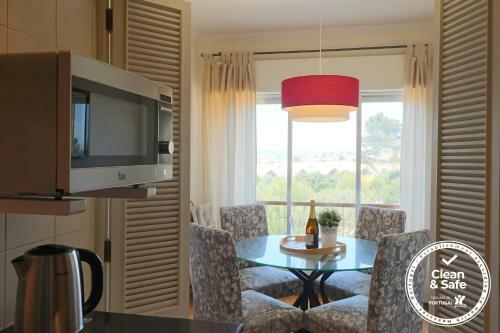 Cascais Estoril Apartment 400 M From Beach