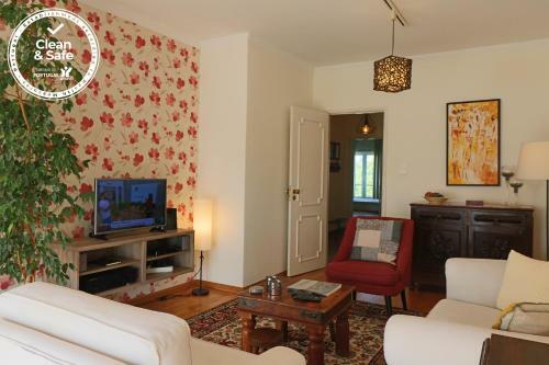 Cascais Estoril Apartment 400 M From Beach