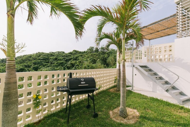 Hotel Hideout Okinawa Uruma