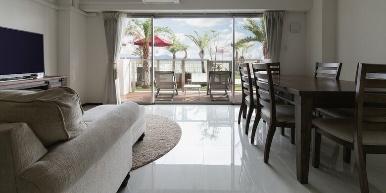 Hotel Hideout Okinawa Uruma