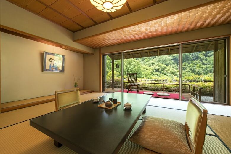 Fujiiso